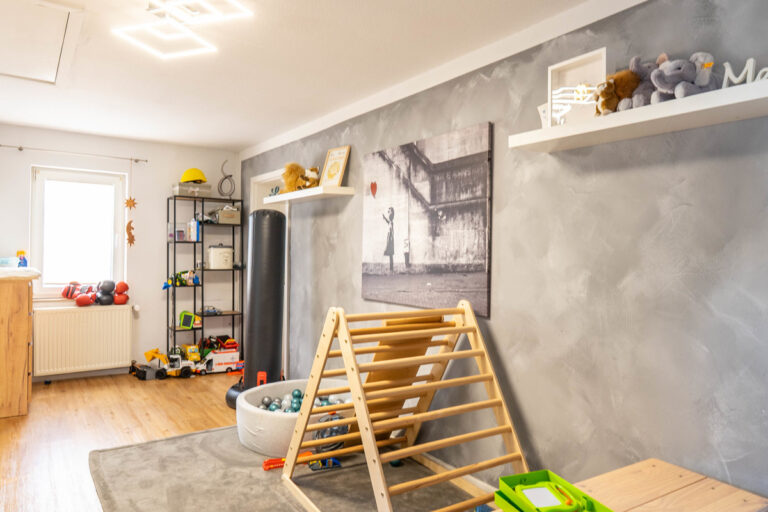 Büro/Spielzimmer OG