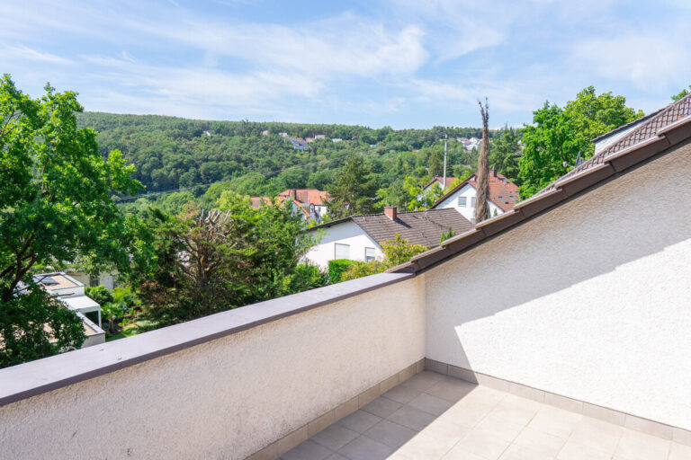 Balkon OG