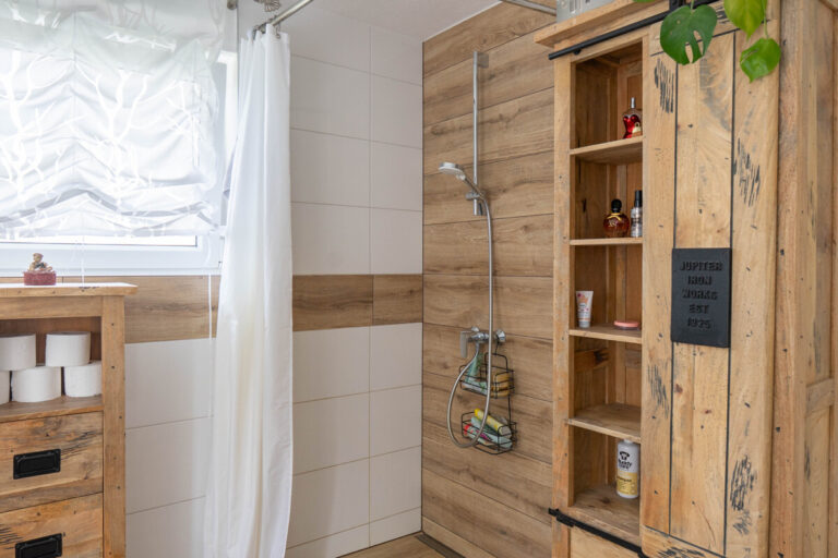 Dusche OG