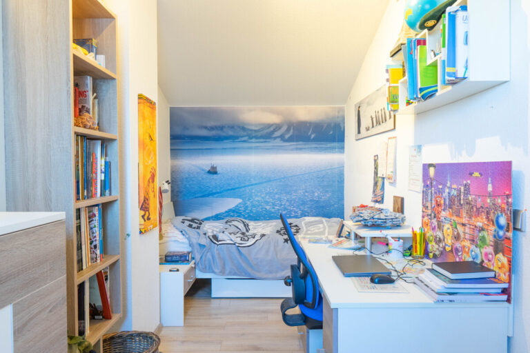 Kinderzimmer 1von 2
