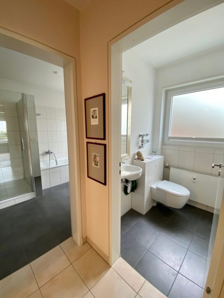 Zusätzliches Gäste- WC